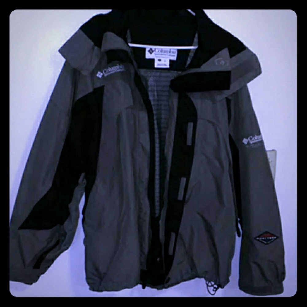 Columbia Sportswear Company Titanium Omnitech.